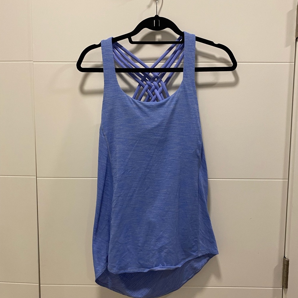 Lululemon tank with built in bra. Size 6